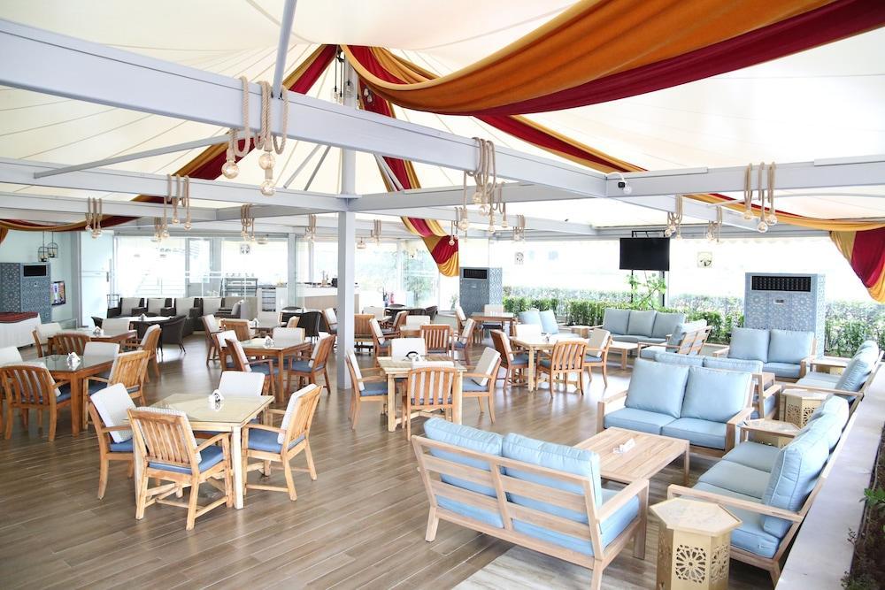 Time Oak Hotel & Suites Dubai Exterior foto